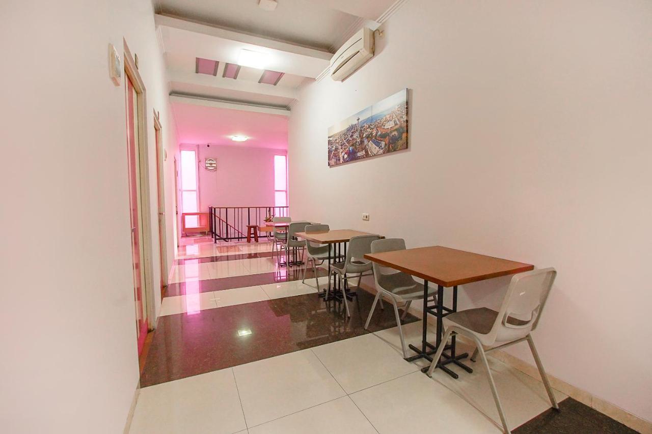 Urbanview Hotel Fiffa Kauman Μαλάνγκ Εξωτερικό φωτογραφία