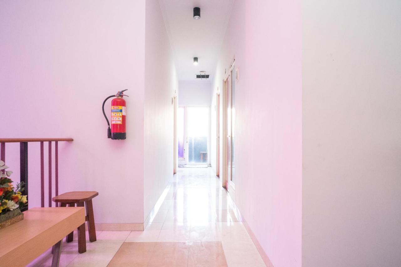 Urbanview Hotel Fiffa Kauman Μαλάνγκ Εξωτερικό φωτογραφία